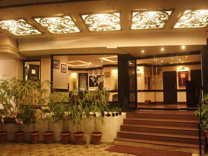 T24 Retro Hotel Bombaim Exterior foto